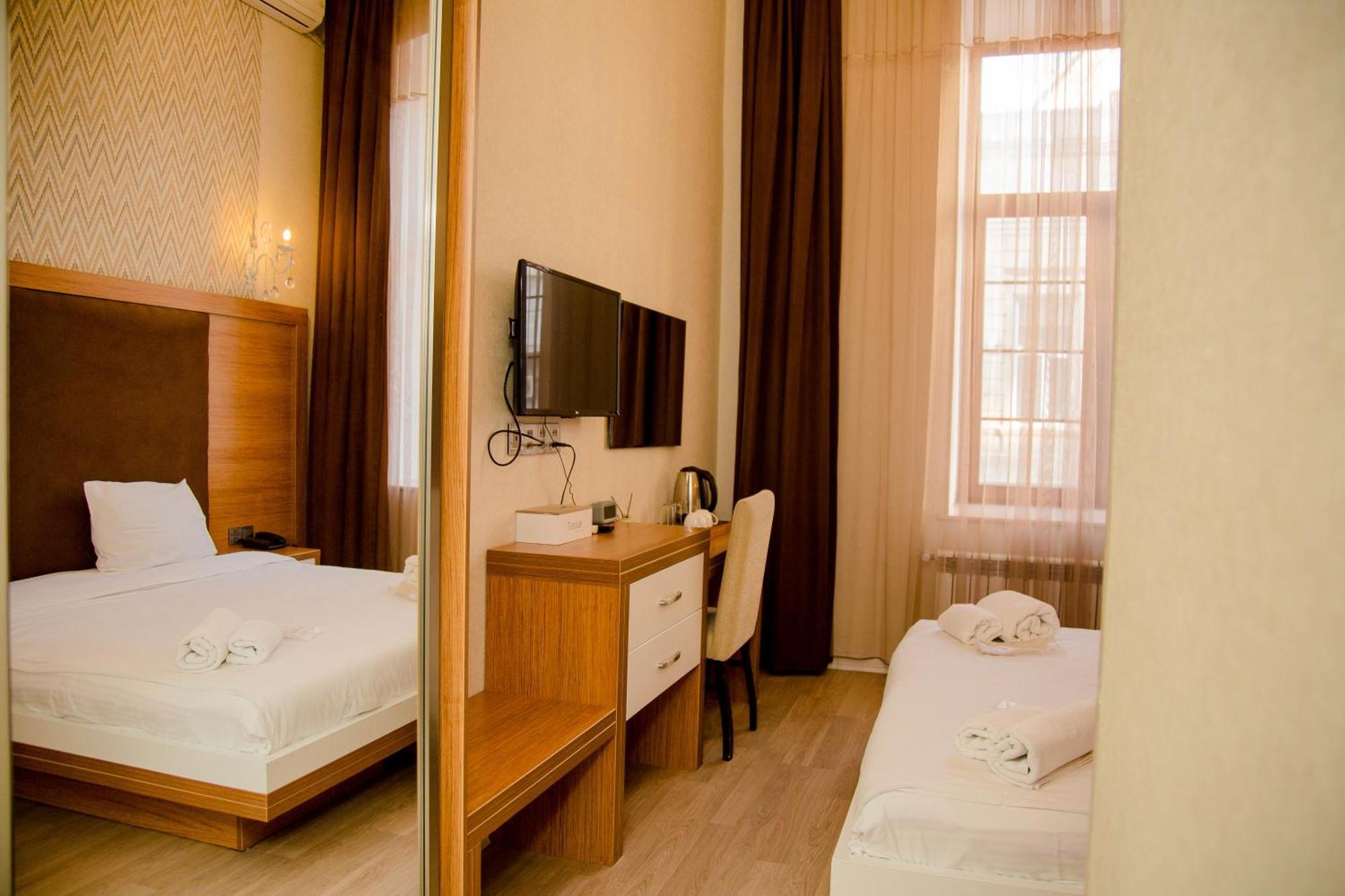 Solo Boutique Hotel Baku Exterior photo